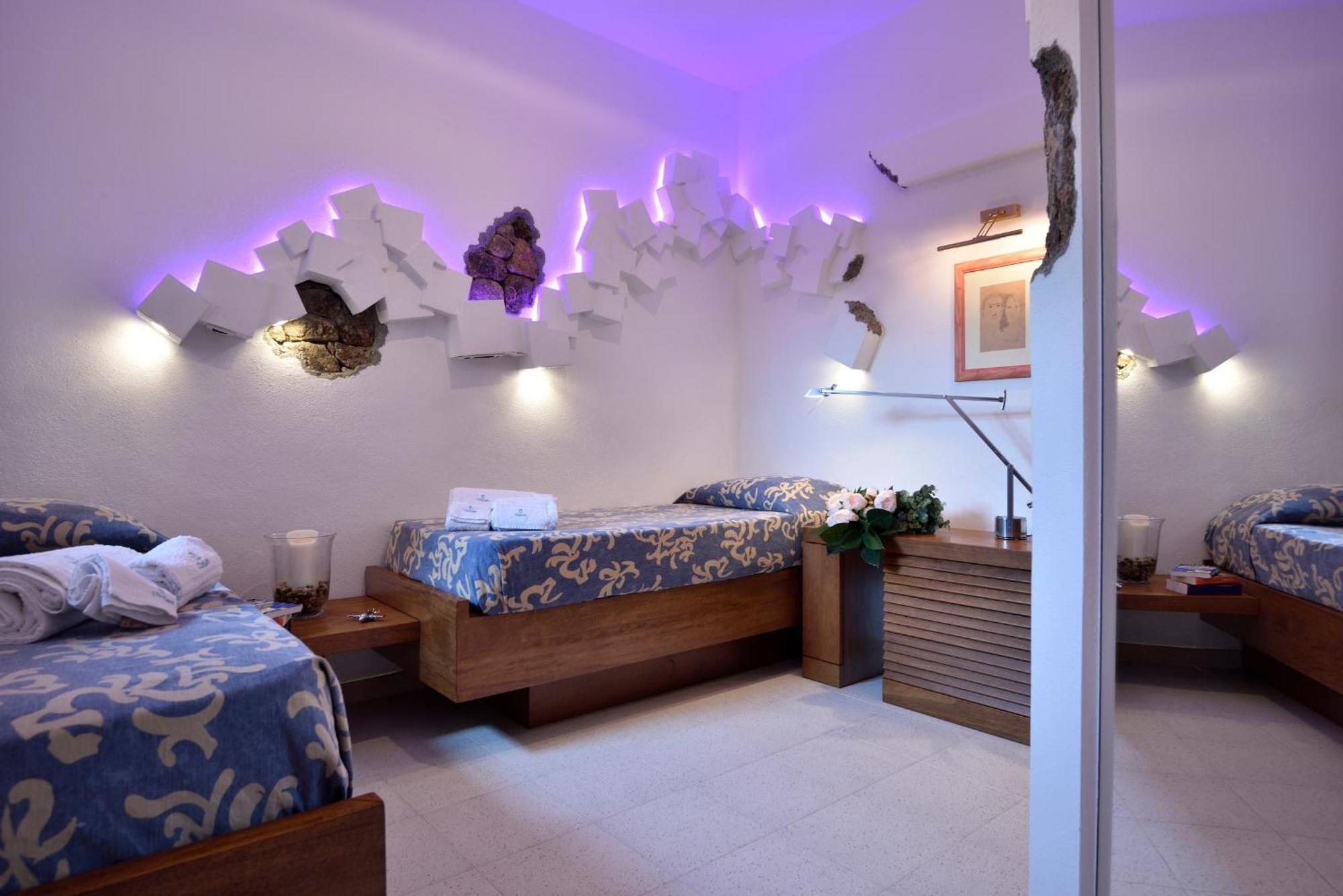 Residence L'Ea Di Lavru - Appartamenti Mono-Bilo-Trilocali Porto San Paolo  Bagian luar foto