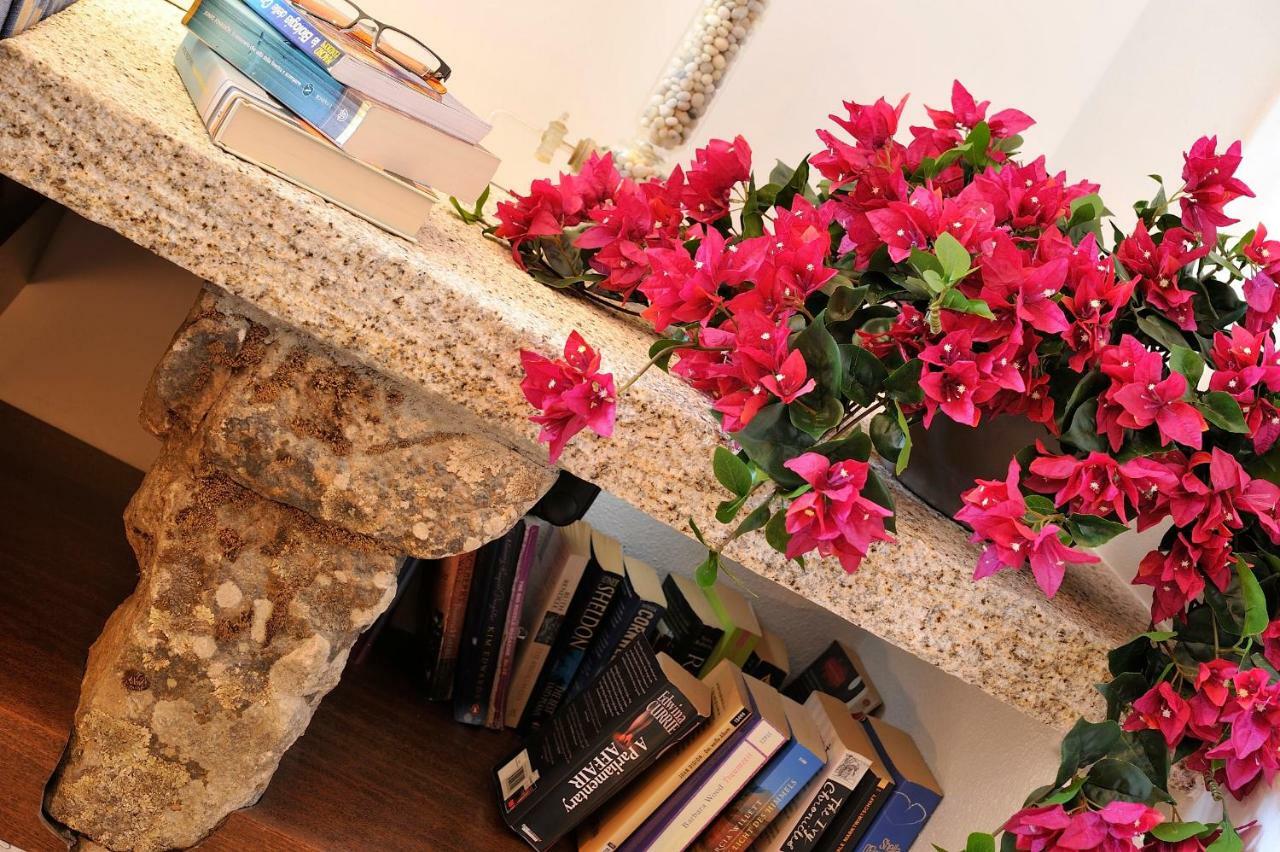 Residence L'Ea Di Lavru - Appartamenti Mono-Bilo-Trilocali Porto San Paolo  Bagian luar foto