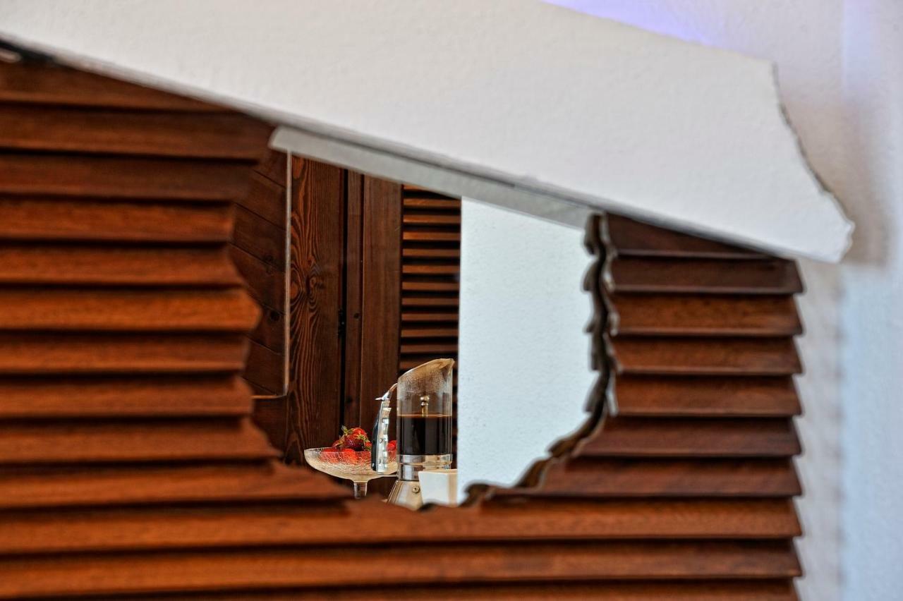 Residence L'Ea Di Lavru - Appartamenti Mono-Bilo-Trilocali Porto San Paolo  Bagian luar foto