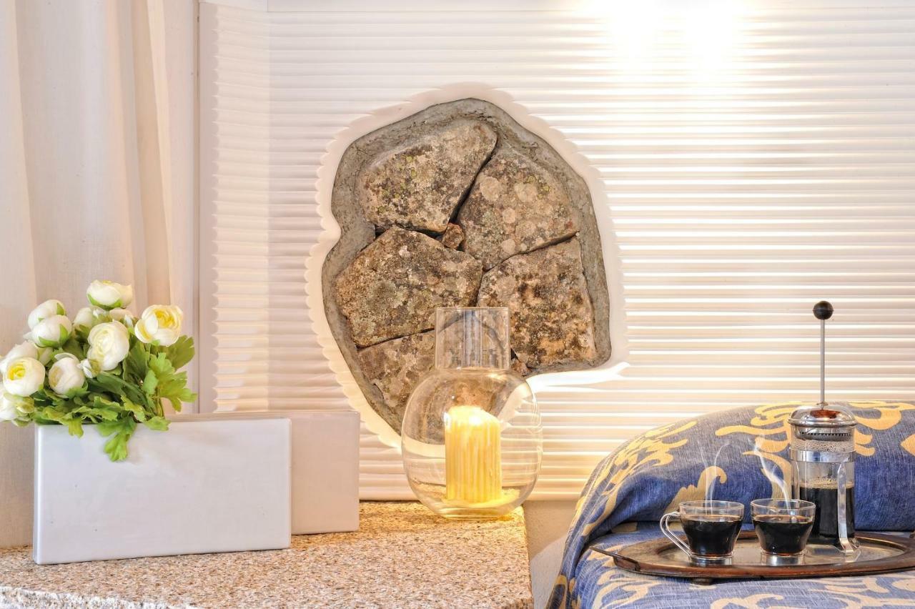 Residence L'Ea Di Lavru - Appartamenti Mono-Bilo-Trilocali Porto San Paolo  Bagian luar foto
